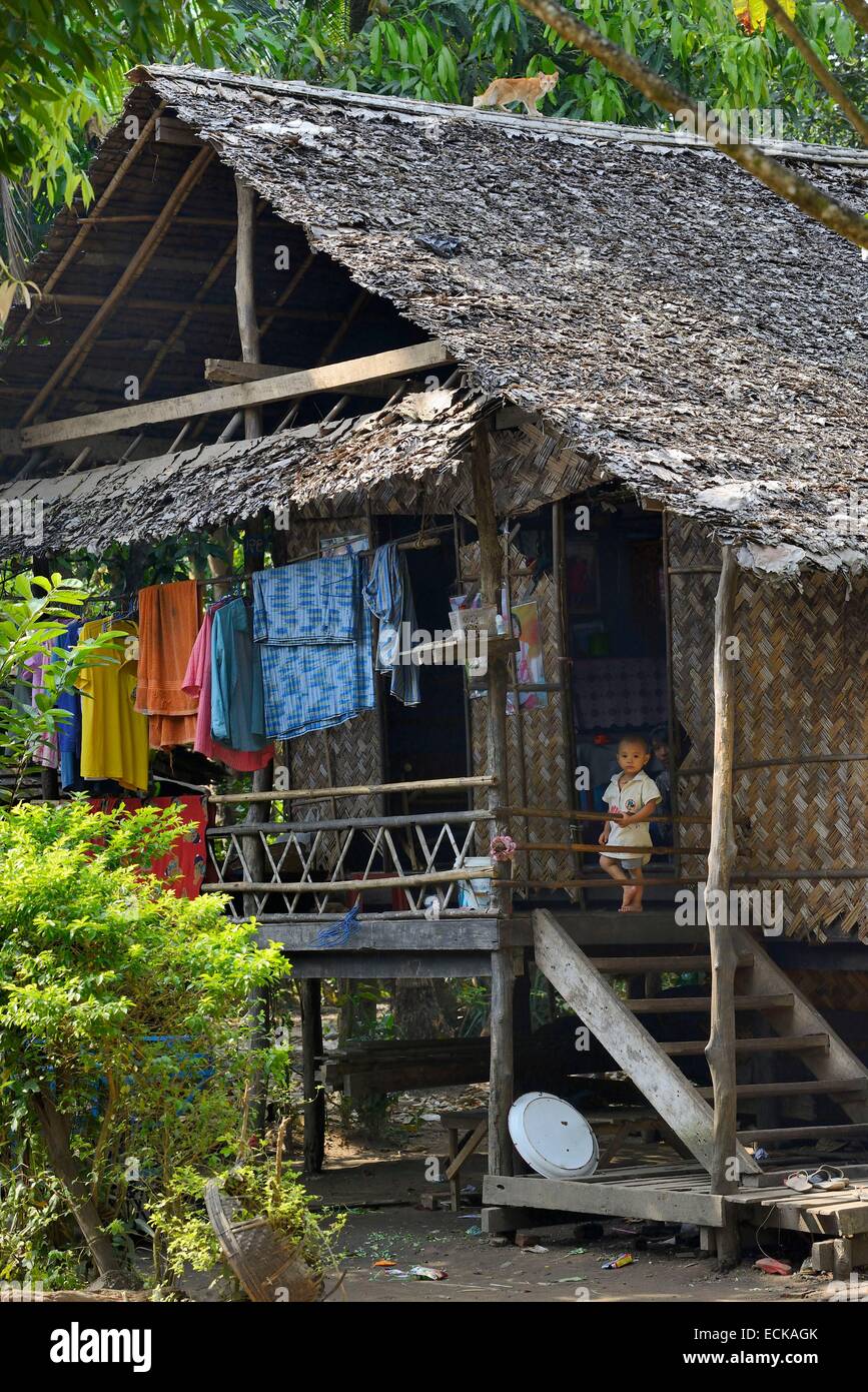 Myanmar Burma Mon State Go Nut Village Traditional Mon House Stock Photo Alamy Myanmar Burma Mon State Go Nut Village Traditional Mon House Stock Photo Alamy
