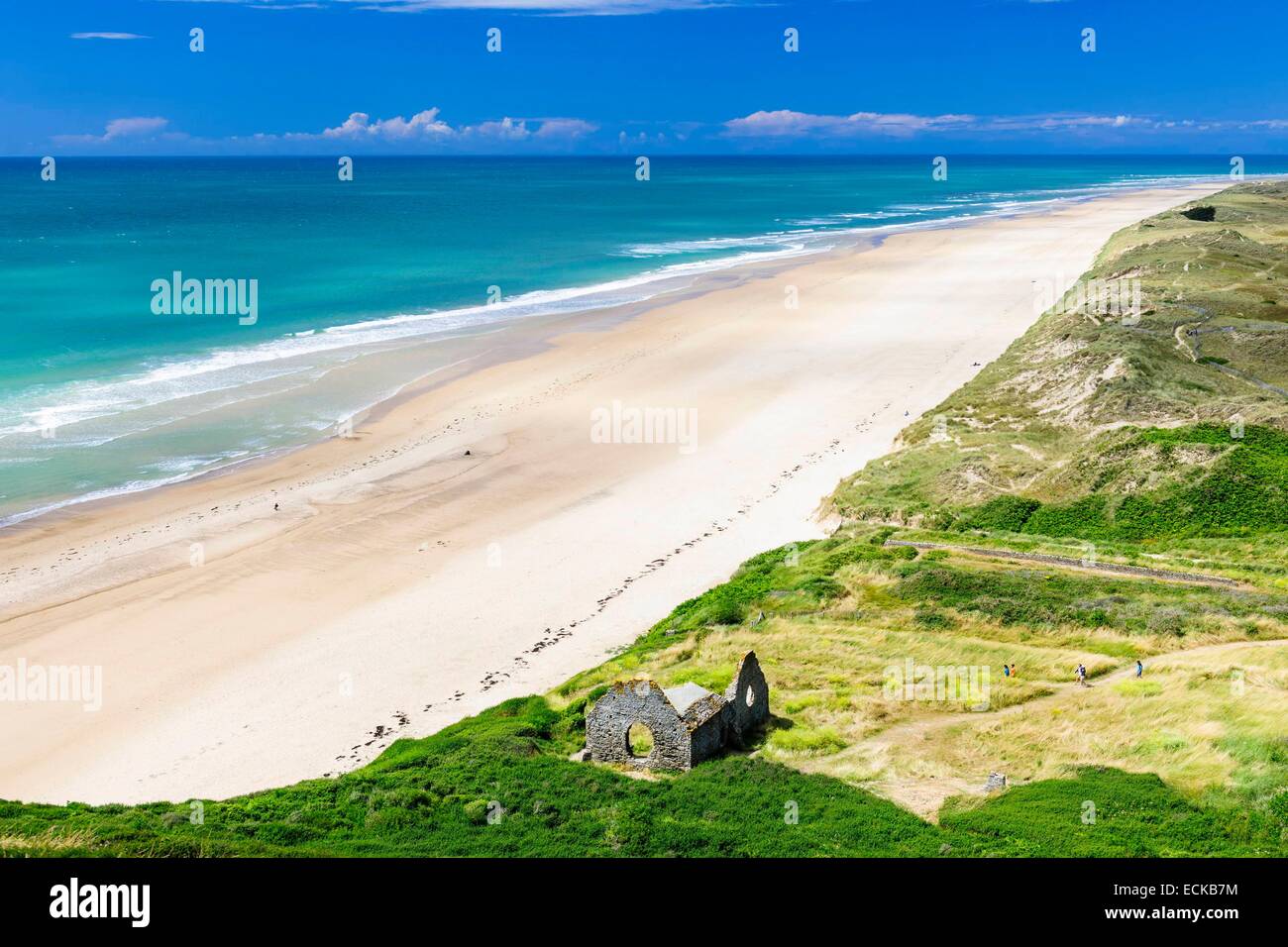 France, Manche, Barneville Carteret, the ruins of Saint Germain church overlook the Old Church beach Stock Photo