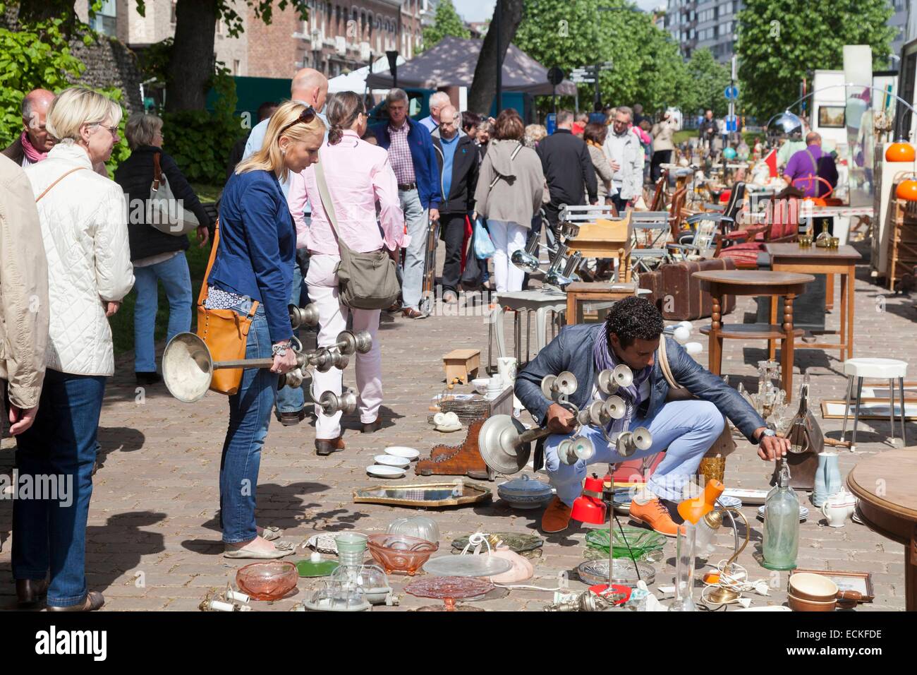 Belgium, Flanders, Limbourg Province, historic city of Tongeren (Tongres), antique flea market at the foot of the medieval ramparts Stock Photo