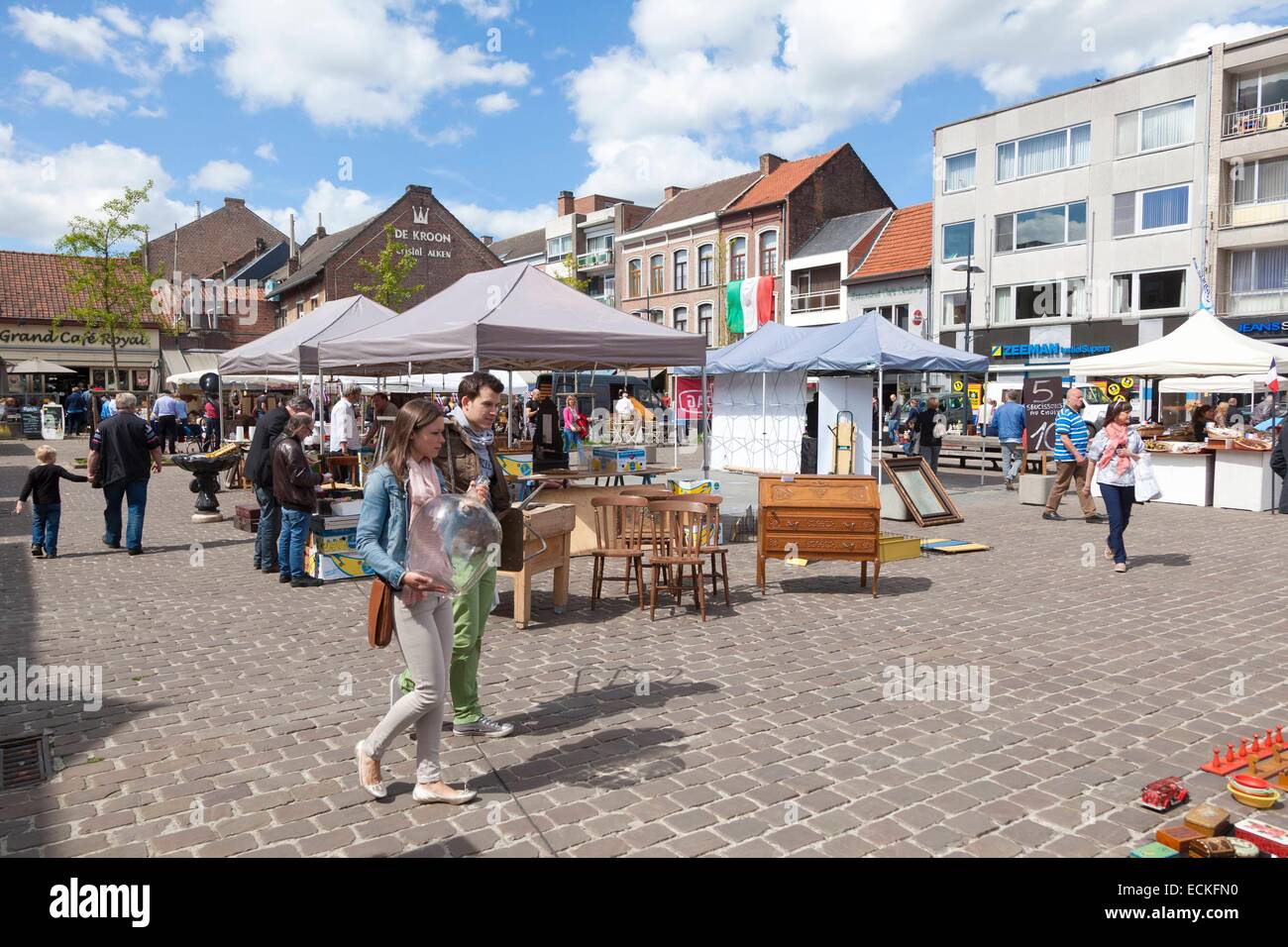 Belgium, Flanders, Limbourg Province, historic city of Tongeren (Tongres), antique flea market Stock Photo