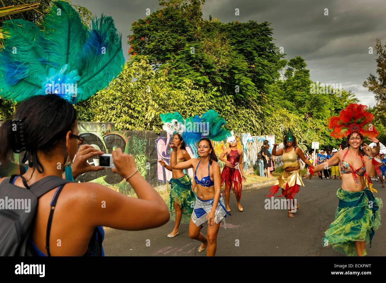France, Reunion Island, Etang Sale les Bains, Freedom Metisse festival,  cultures and traditions, dance and music, scene of a collective cultural  festival of the Indian Ocean Stock Photo - Alamy