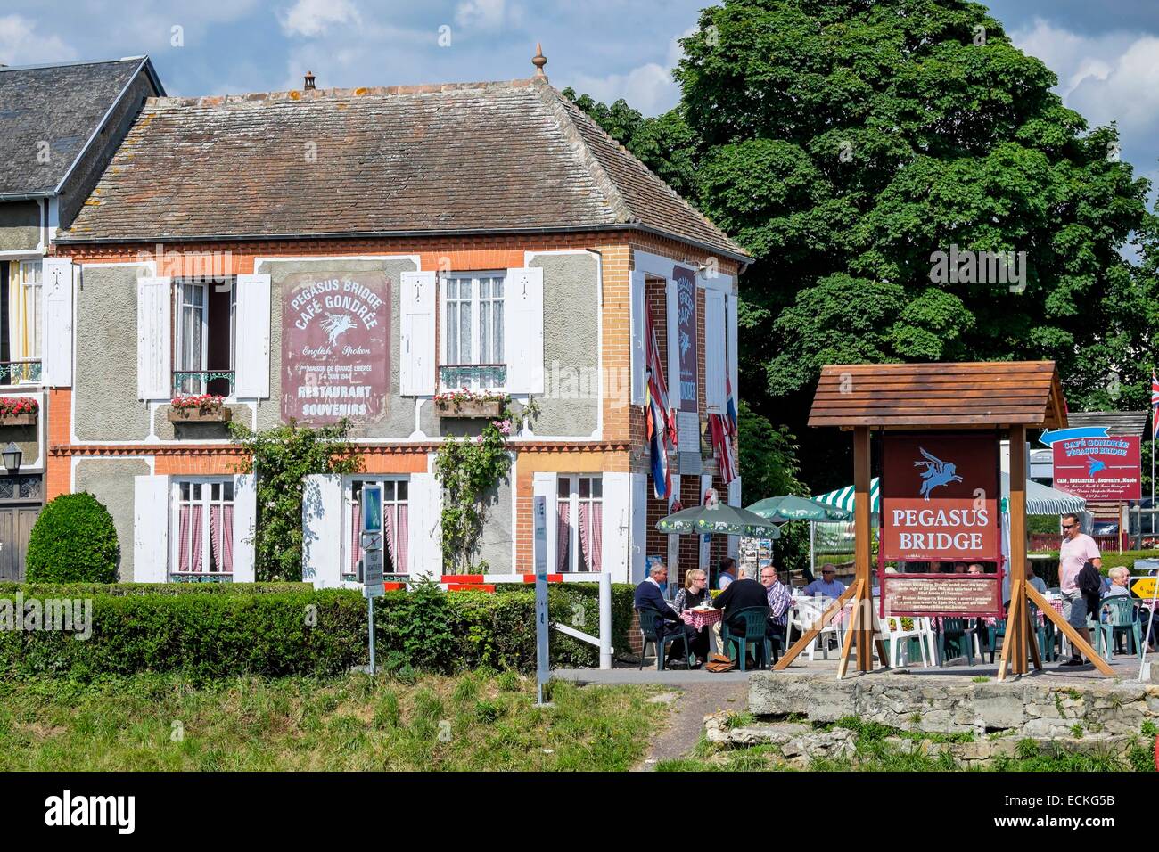 France, Calvados, Benouville, Cafe Gondree near Pegasus Bridge, the first French house released June 6, 1944 by a British commando Stock Photo
