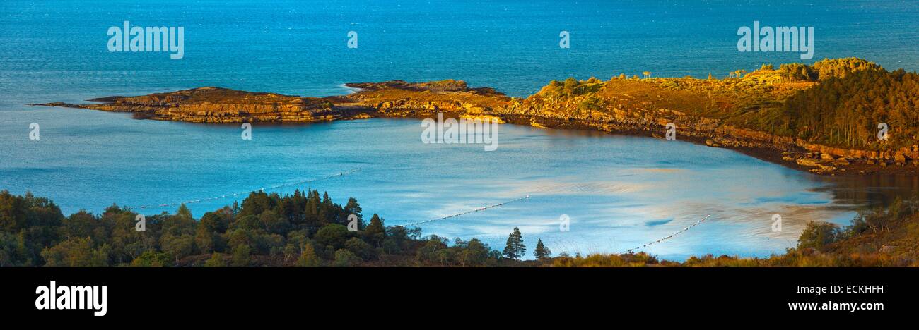 United Kingdom, Scotland, Wester Ross, Upper Loch Torridon, panoramic natural landscape of wild peninsula in a bay at sunset in autumn Stock Photo