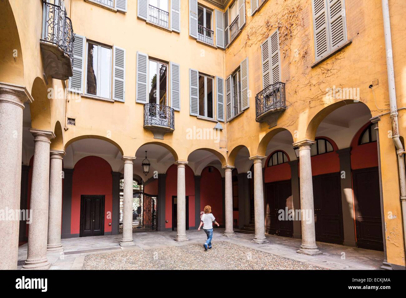 Italy, Lombardy, Milan, inner courtyard via Borgonuovo street Stock Photo