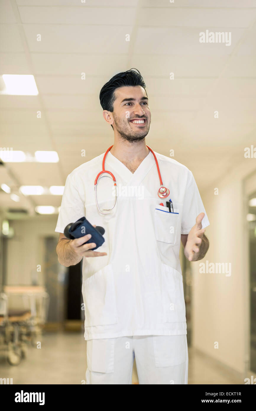 Blood pressure hospital men male hi-res stock photography and images ...