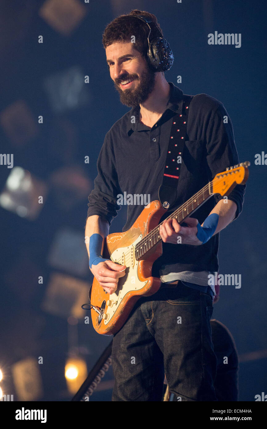 Brad delson of linkin park hi-res stock photography and images - Alamy