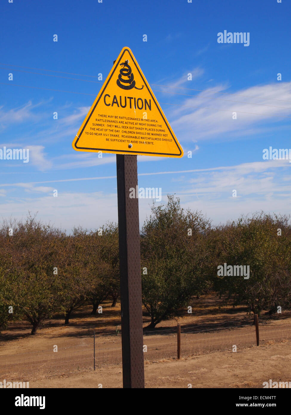 rattlesnake warning sign at a rest stop on Interstate 5 in California, Stock Photo