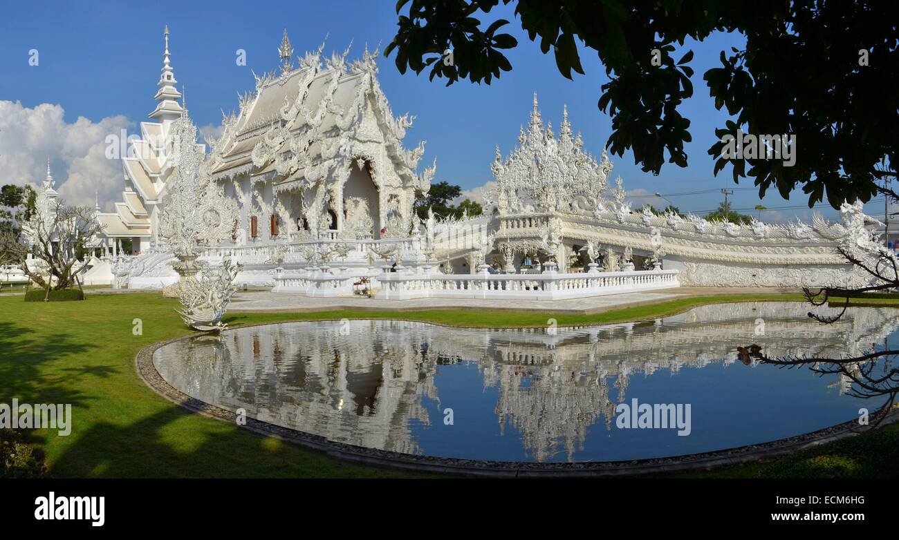 Beautiful white temple in Chiang Rai, Thailand Stock Photo - Alamy