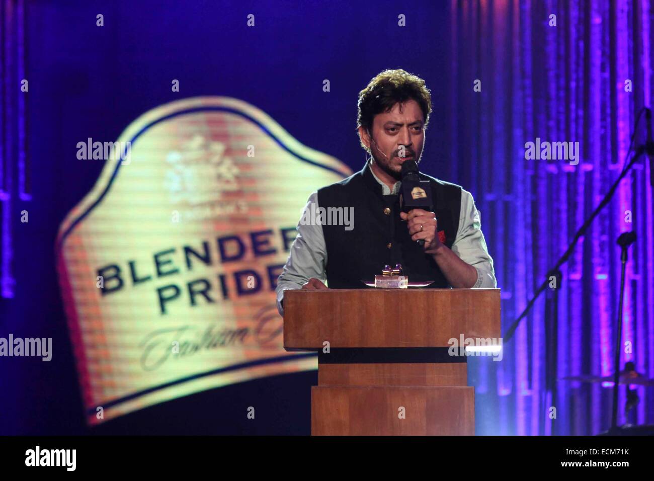 Bollywood Actor Irfan Khan speaks during the Blenders Pride Fashion Tour 2014 event in Kolkata © Bhaskar Mallick/Pacific Press/Alamy Live News Stock Photo
