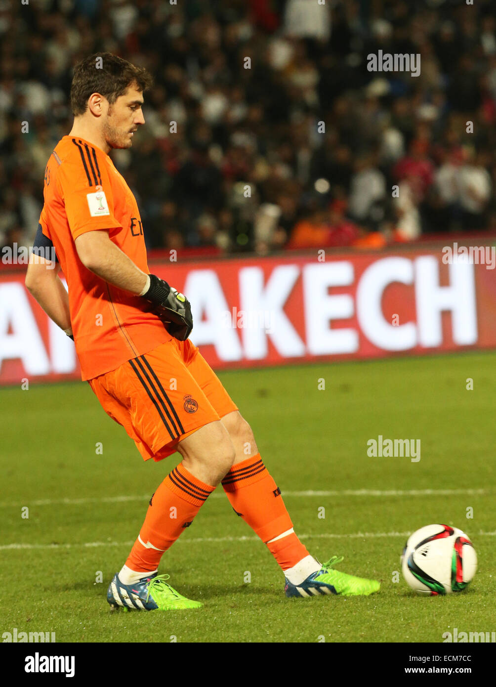 Marrakesh, Morocco. 16th Dec, 2014. FIFA World Club Cup. Cruz Azul versus Real Madrid. Real Madrid goalkeeper Iker Casillas (1) plays the ball out to his defense. Credit:  Action Plus Sports/Alamy Live News Stock Photo