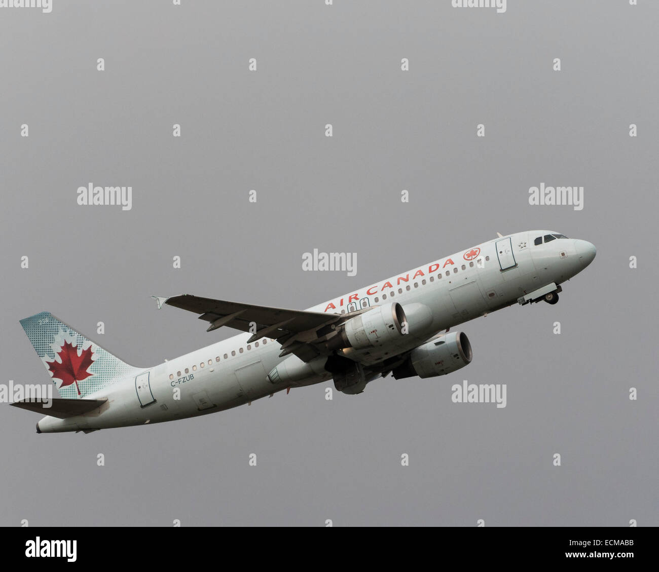 An Air Canada Airbus A320(C-FZUB; fin#238) airliner departs from Vancouver International Airport, Canada. Stock Photo