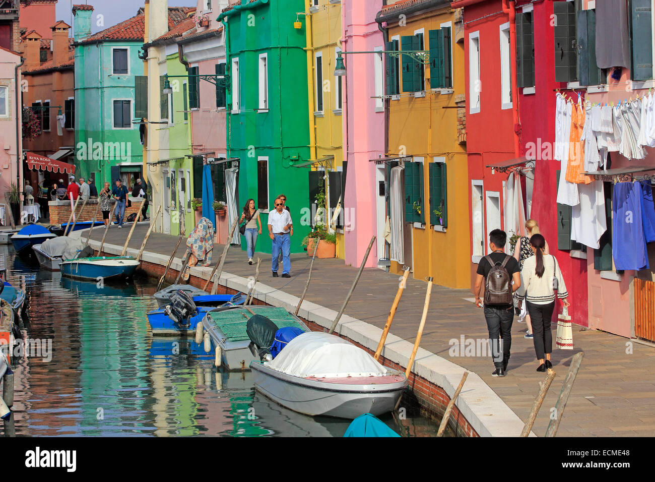 Colourful houses along island canal hi-res stock photography and images ...