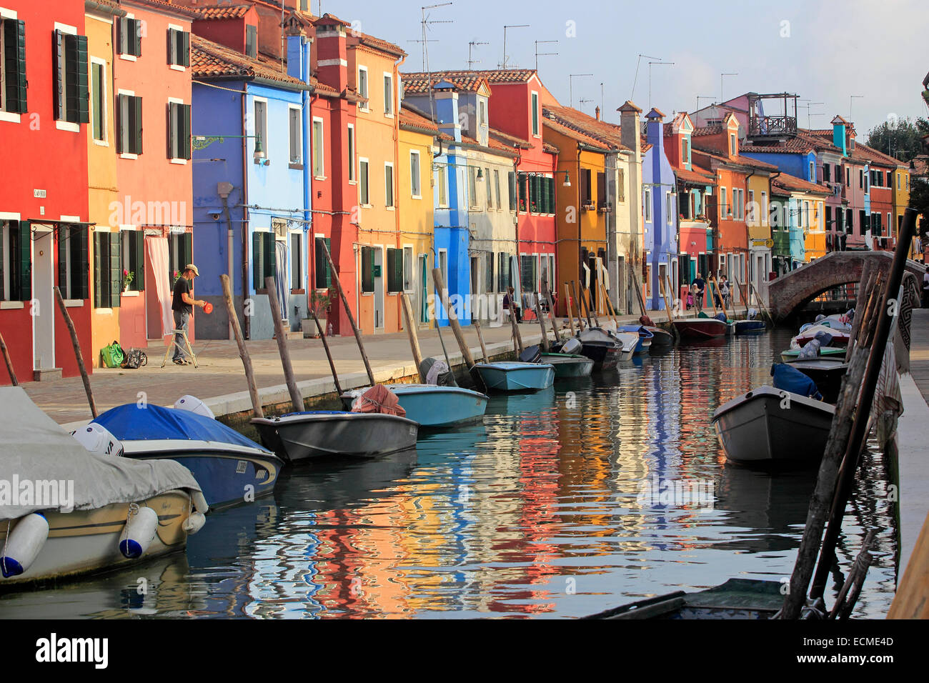 Colourful houses along island canal hi-res stock photography and images ...