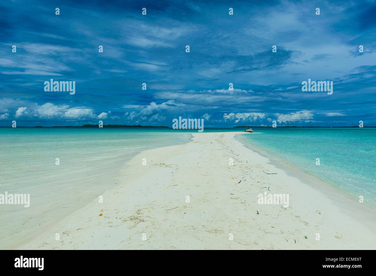 Sand strip at low tide, Rock Islands, Palau Stock Photo