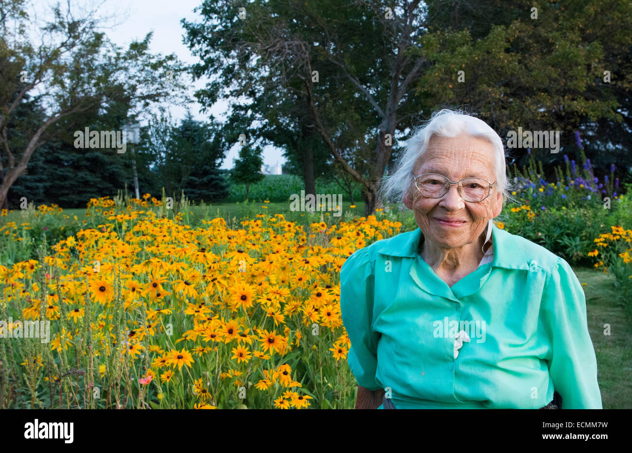 Plain City Ohio 89 year old Amish Great Grandmother watering her