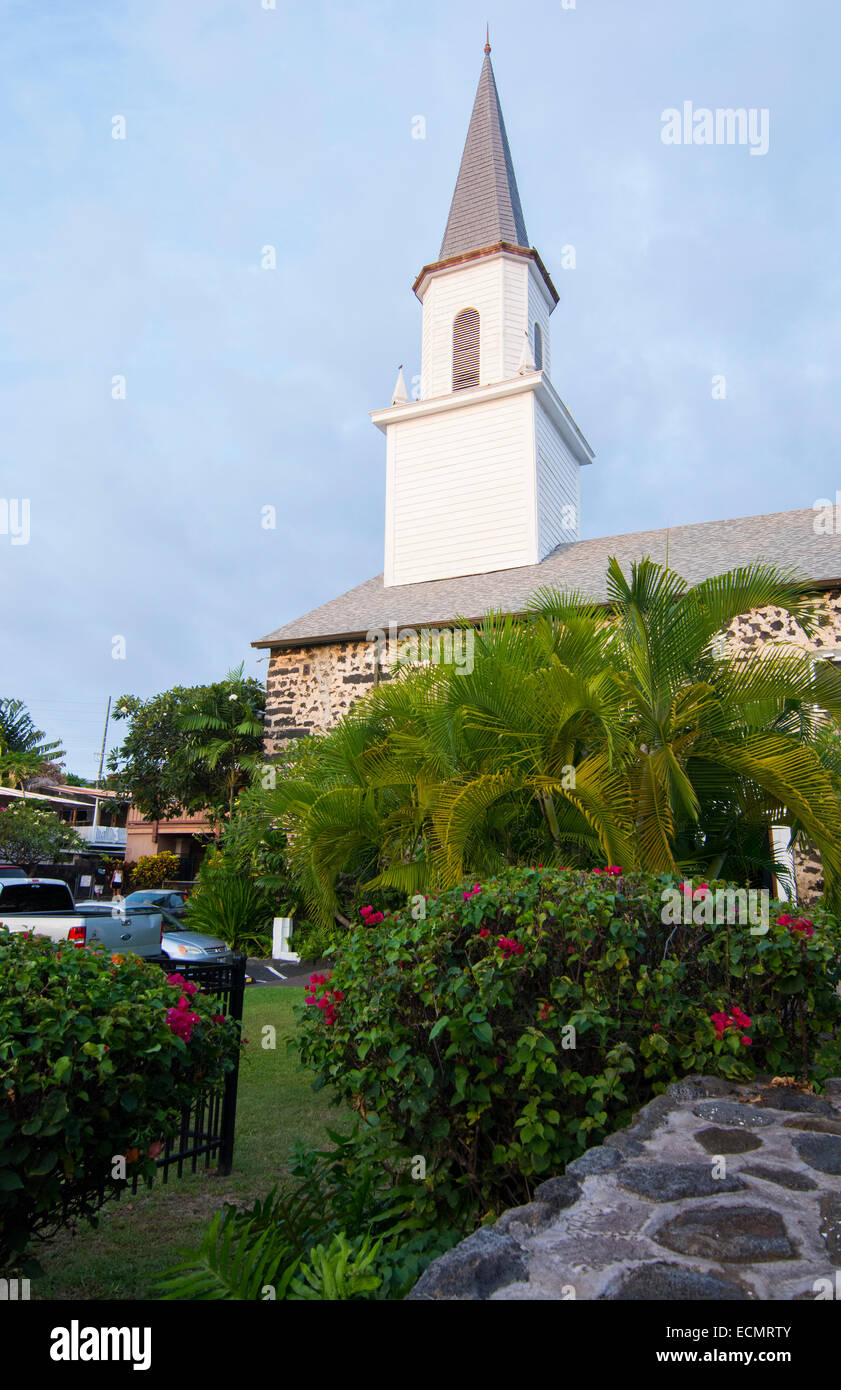 Kona Hawaii Big Island KailuaKona Mokuaikaua Church first church in Hawaii 1830 steeple and