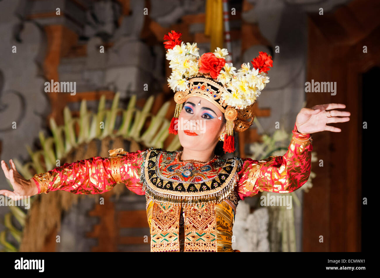 Dance called "Legong Dance" at the Palace of Ubud. UbudBali