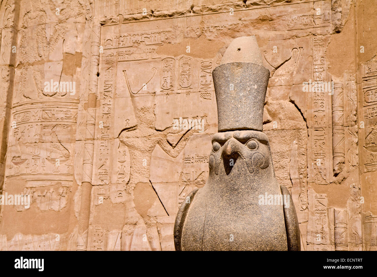 Ancient stone statue in Egyptian temple, incarnation of Pharaoh Stock ...