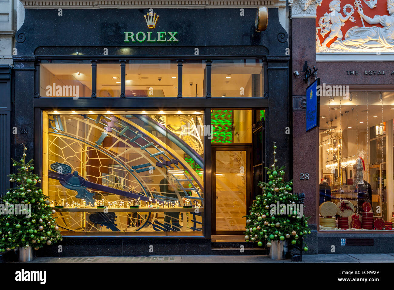 Rolex Window Display High Resolution Stock Photography and Images - Alamy