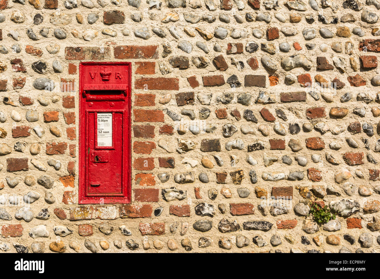 A town Post Box - Arundel, West Sussex, England. Stock Photo