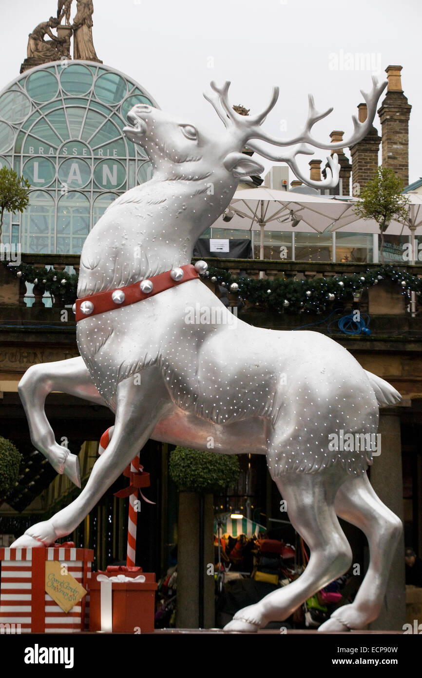 Giant silver Christmas Reindeer outside Covent Garden Market Stock Photo -  Alamy