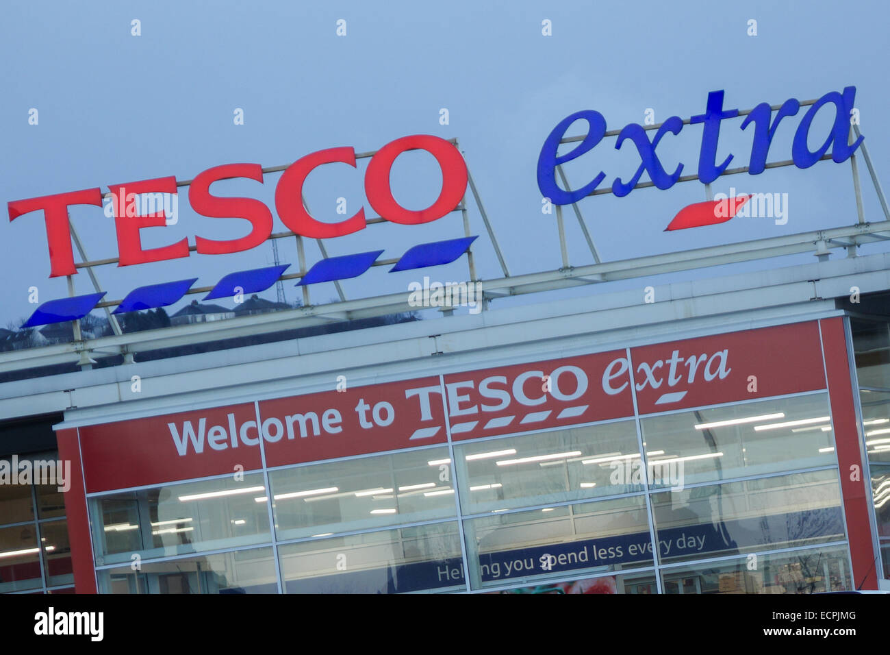 to tesco extra hires stock photography and images Alamy