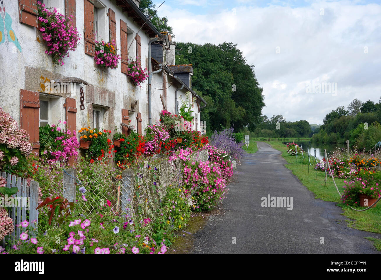 Saint Martin Sur Oust Hi res Stock Photography And Images Alamy Saint Martin Sur Oust Hi res Stock Photography And Images Alamy
