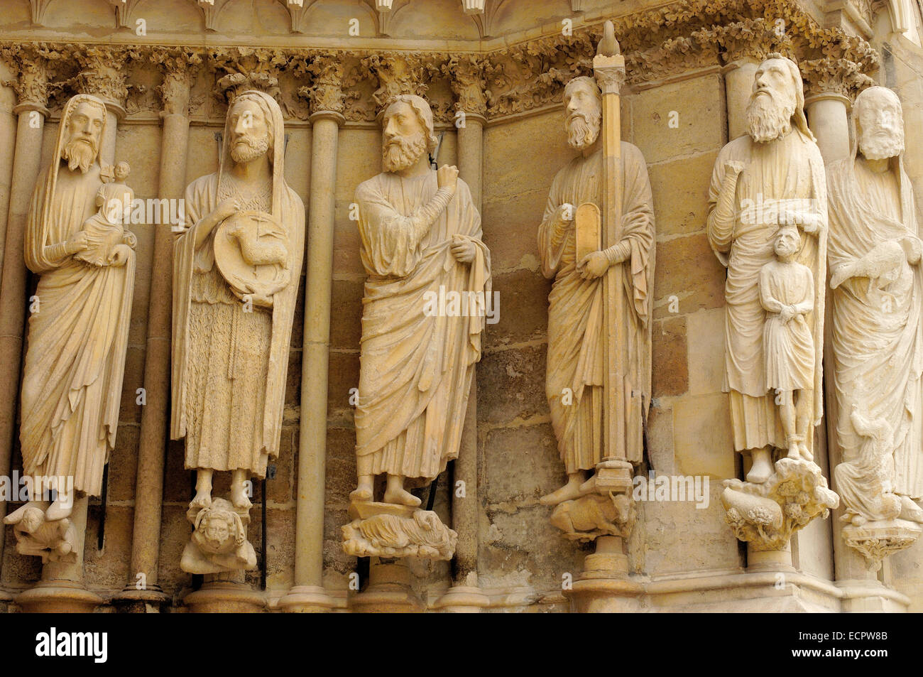 Statues, Reims Cathedral, Champagne, France, Europe Stock Photo