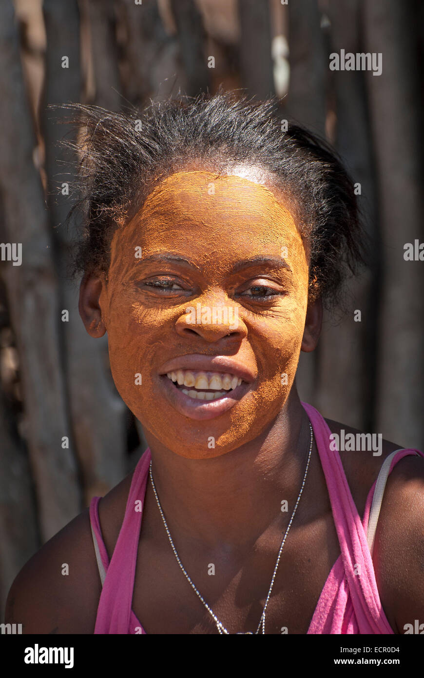 Beautiful malagasy woman in the Menabe region of Madagascar. The yellow  face paint is used as protection from the sun Stock Photo - Alamy, Yellow  Face Paint