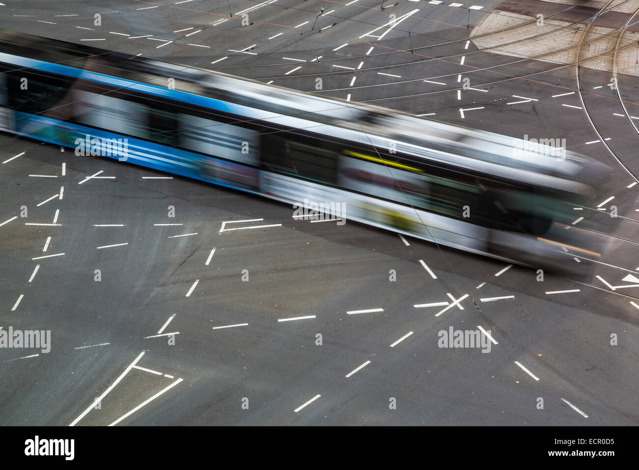 Intersection markings hires stock photography and images Alamy