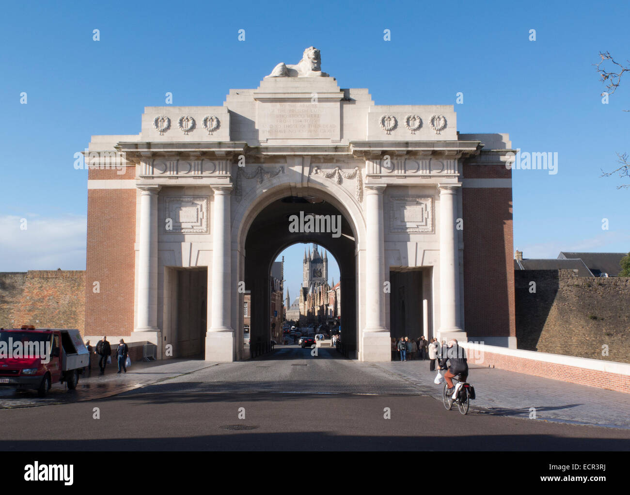 The Menin Gate Memorial to the Missing, Ypres, Belgian Stock Photo Alamy