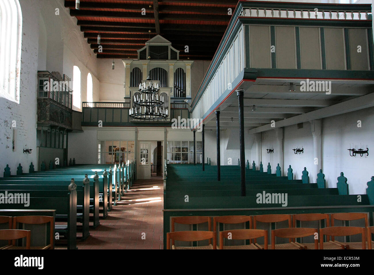 Kirchenschiff von St. Johannis in Nieblum. Das ist eine evangelisch