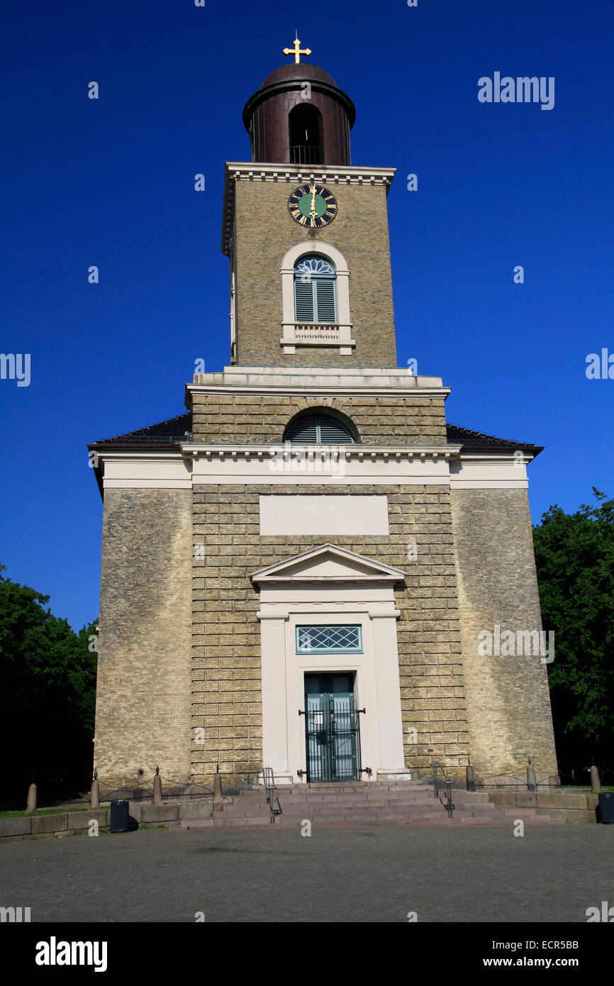 St. Mary's Church was built from 1829-1833 at the market square of Husum. It was designed by the Danish architect Christian Frederik Hansen. Photo: Klaus Nowottnick Date: May 27, 2012 Stock Photo