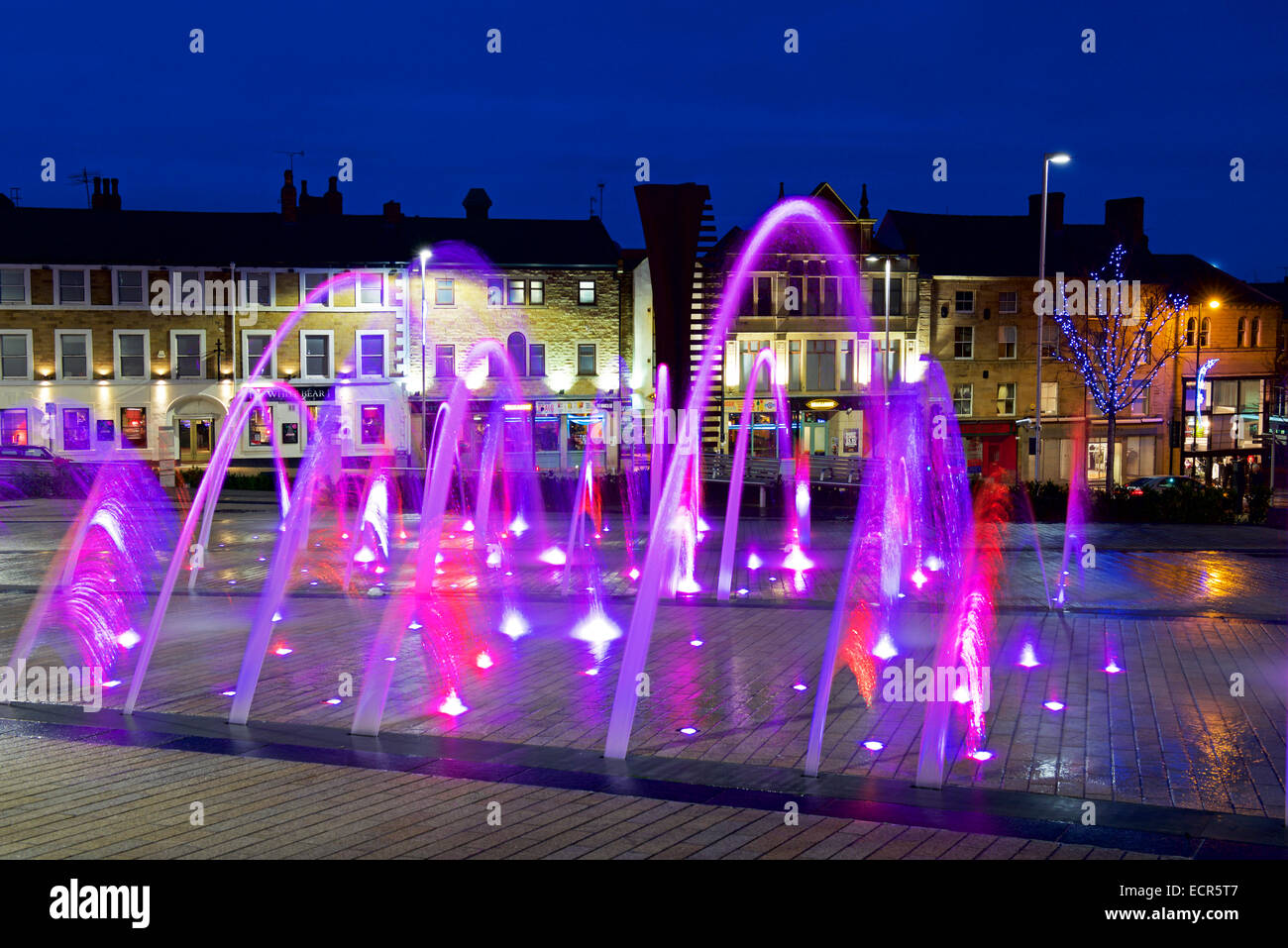 Coloured fountains hires stock photography and images Alamy