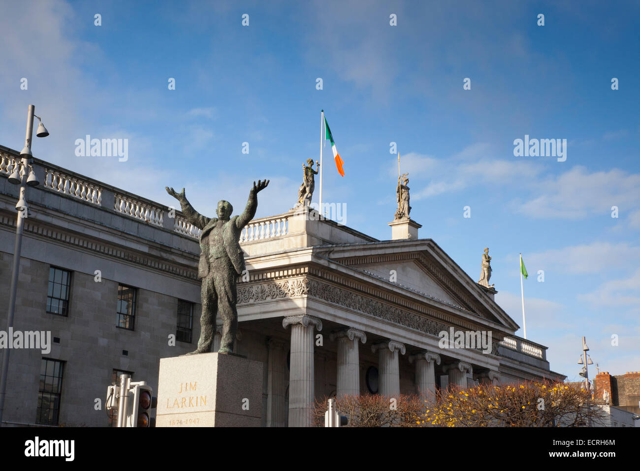 Ireland, Dublin, O'Connell Street, Statue of Jim Larkin outside the GPO