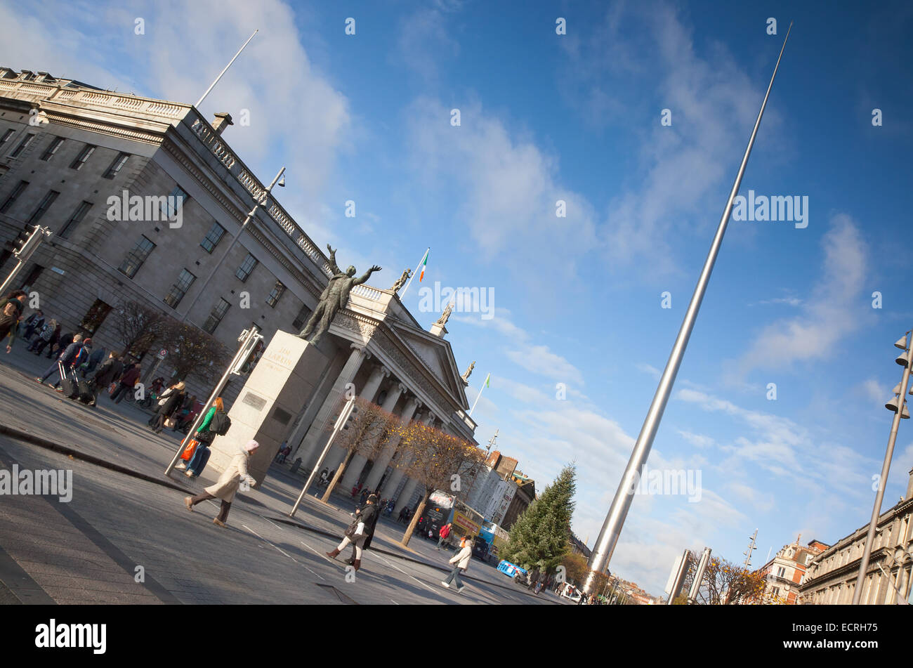 Ireland, Dublin, O'Connell Street, Statue of Jim Larkin outside the GPO
