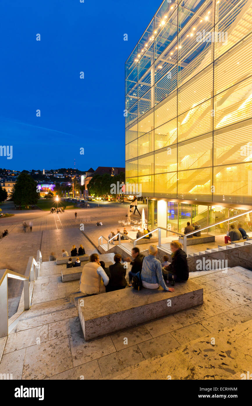 KUNSTMUSEUM STUTTGART AT SCHLOSSPLATZ SQUARE, STUTTGART, BADEN-WURTTEMBERG, GERMANY Stock Photo