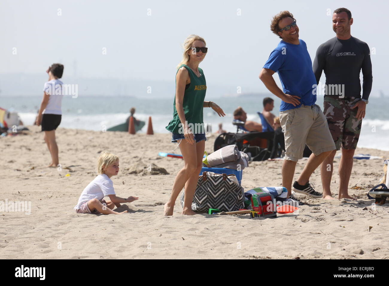 Naomi Watts And Husband Liev Schreiber Spend Fathers Day On Santa