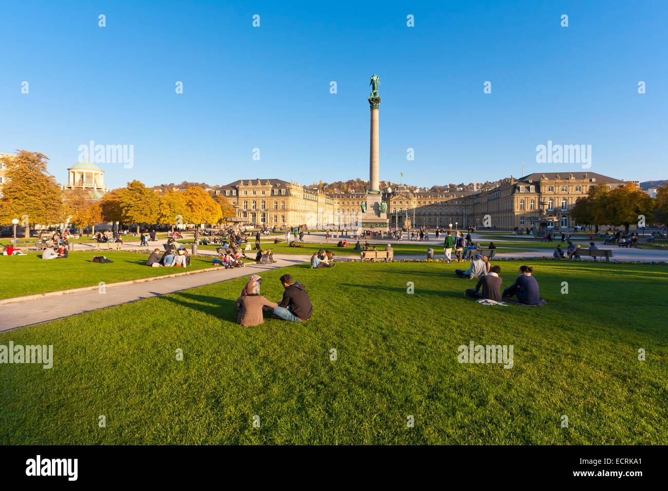 JUBILEE COLUMN, NEW CASTLE, SCHLOSSPLATZ SQUARE, STUTTGART, BADEN-WURTTEMBERG, GERMANY Stock Photo