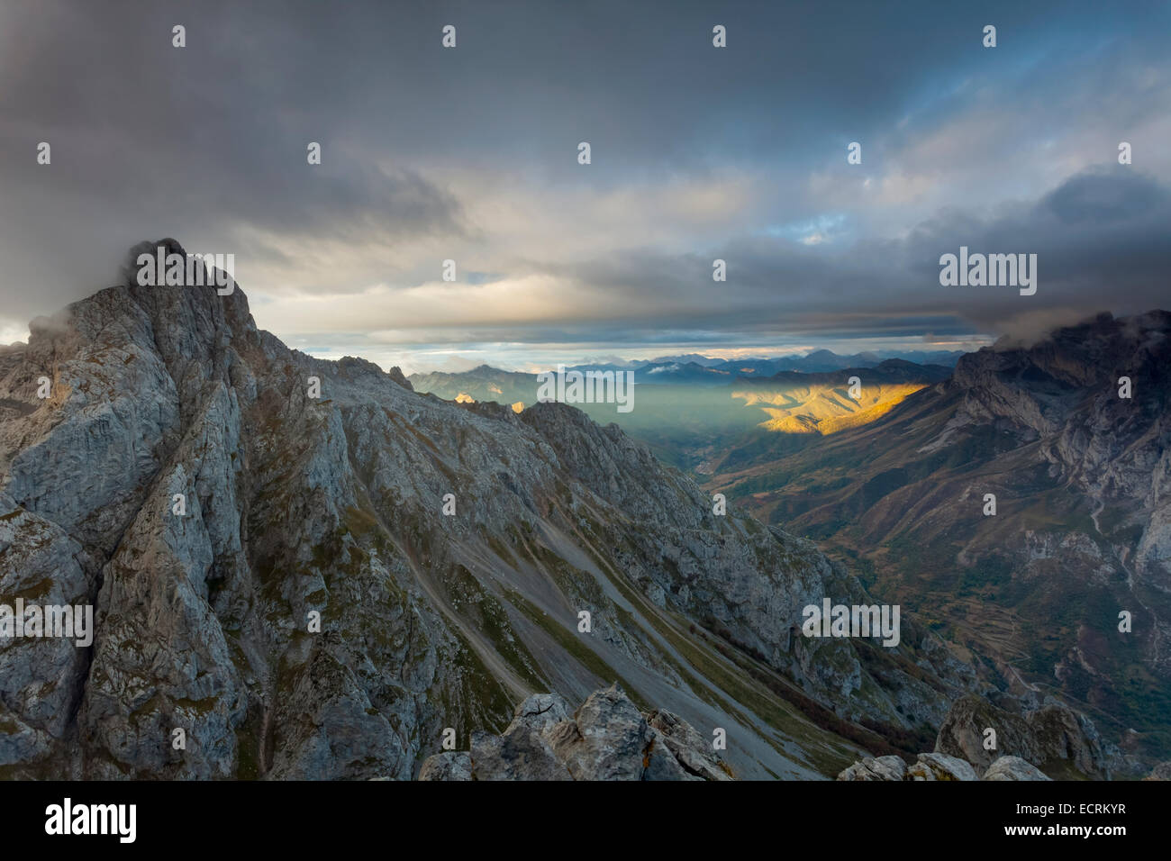 Sunrise At Collado Jermoso Near Cordinanes Leon Spain Picos De Europa National Park Stock Photo Alamy