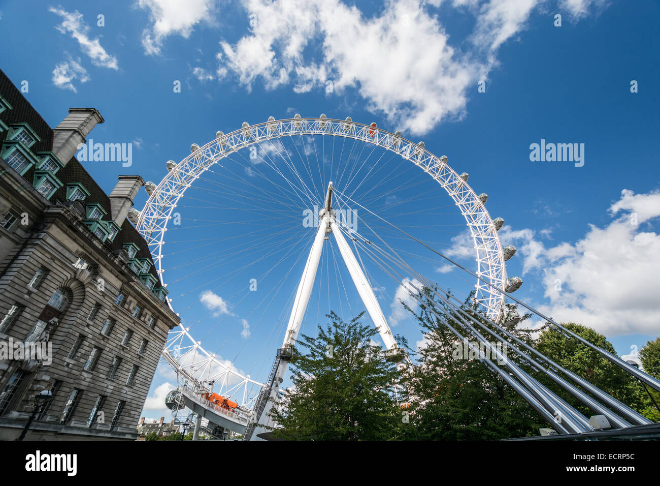 Merlin Entertainments  London Eye turns Green for 'Green Friday