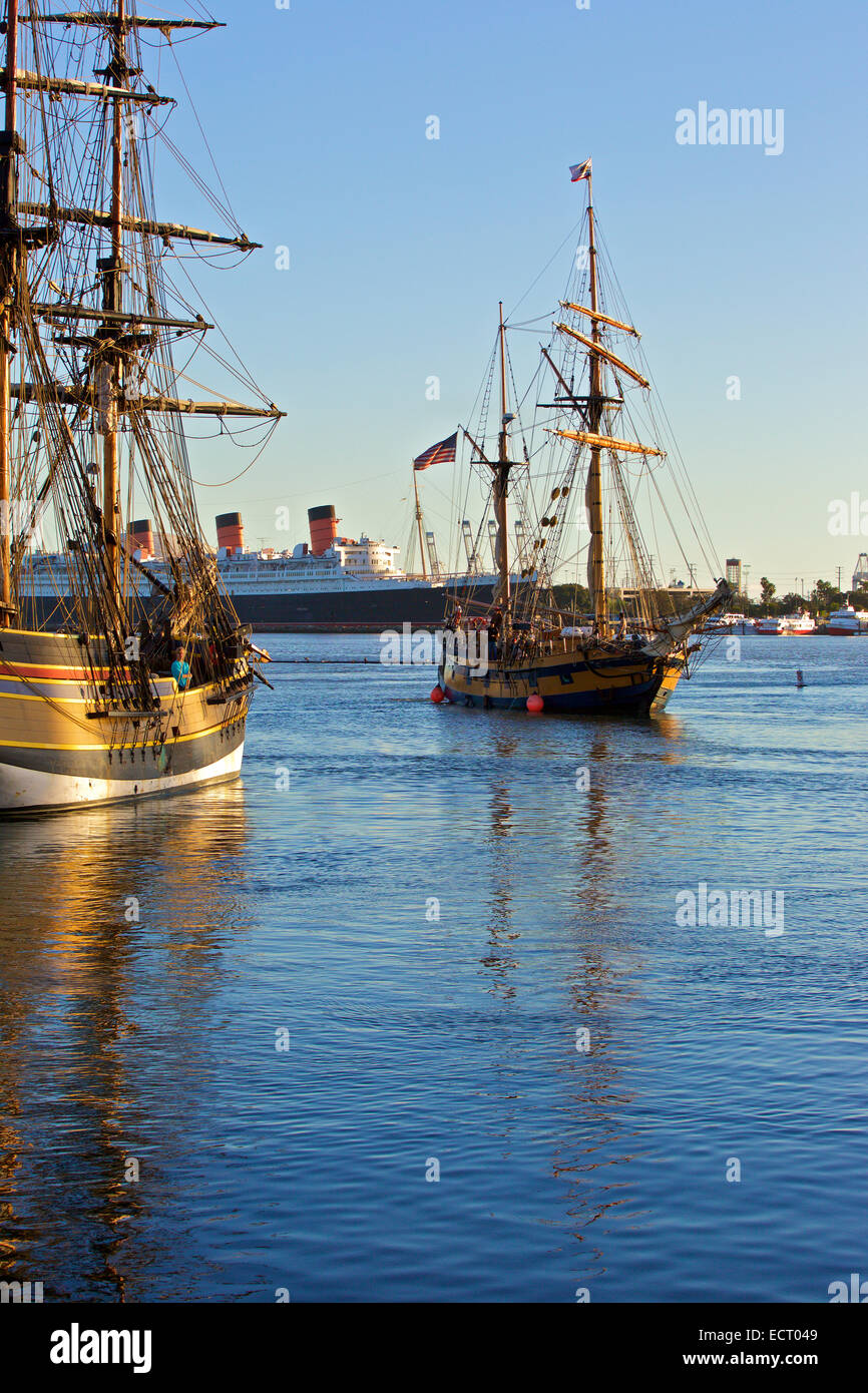 Lady washington tall ship hi-res stock photography and Lady washington tall ship hi-res stock photography and