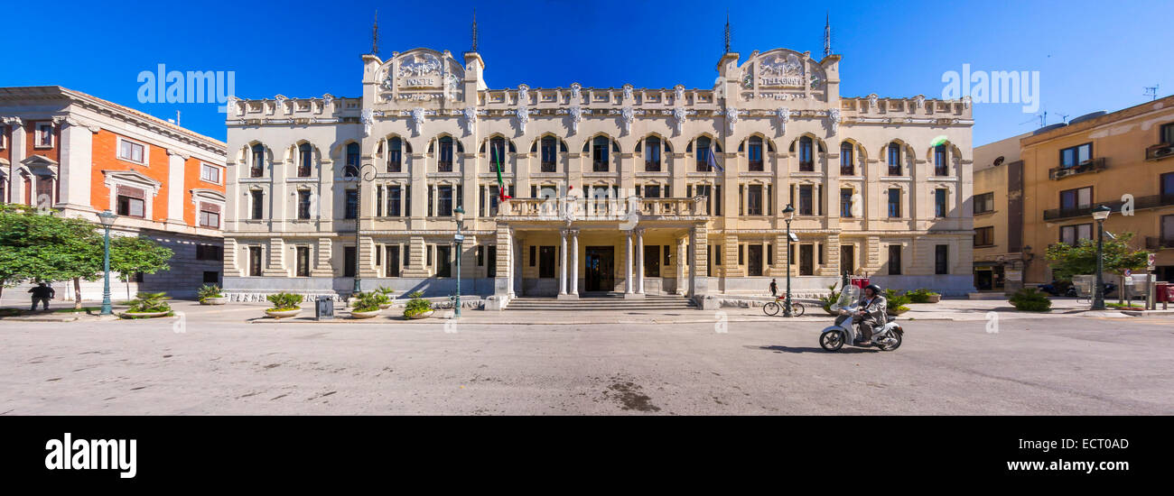 Italy Sicily Trapani post office Stock Photo Alamy