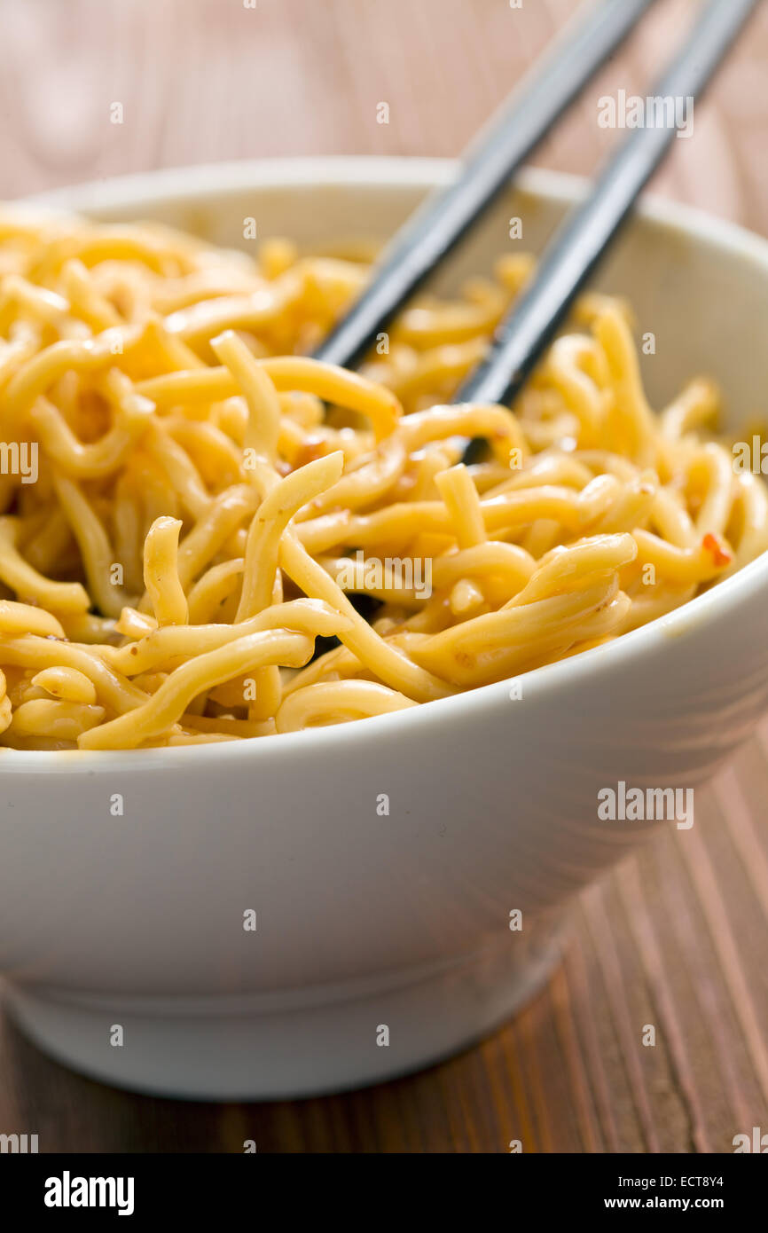 chinese noodles in ceramic bowl Stock Photo Alamy