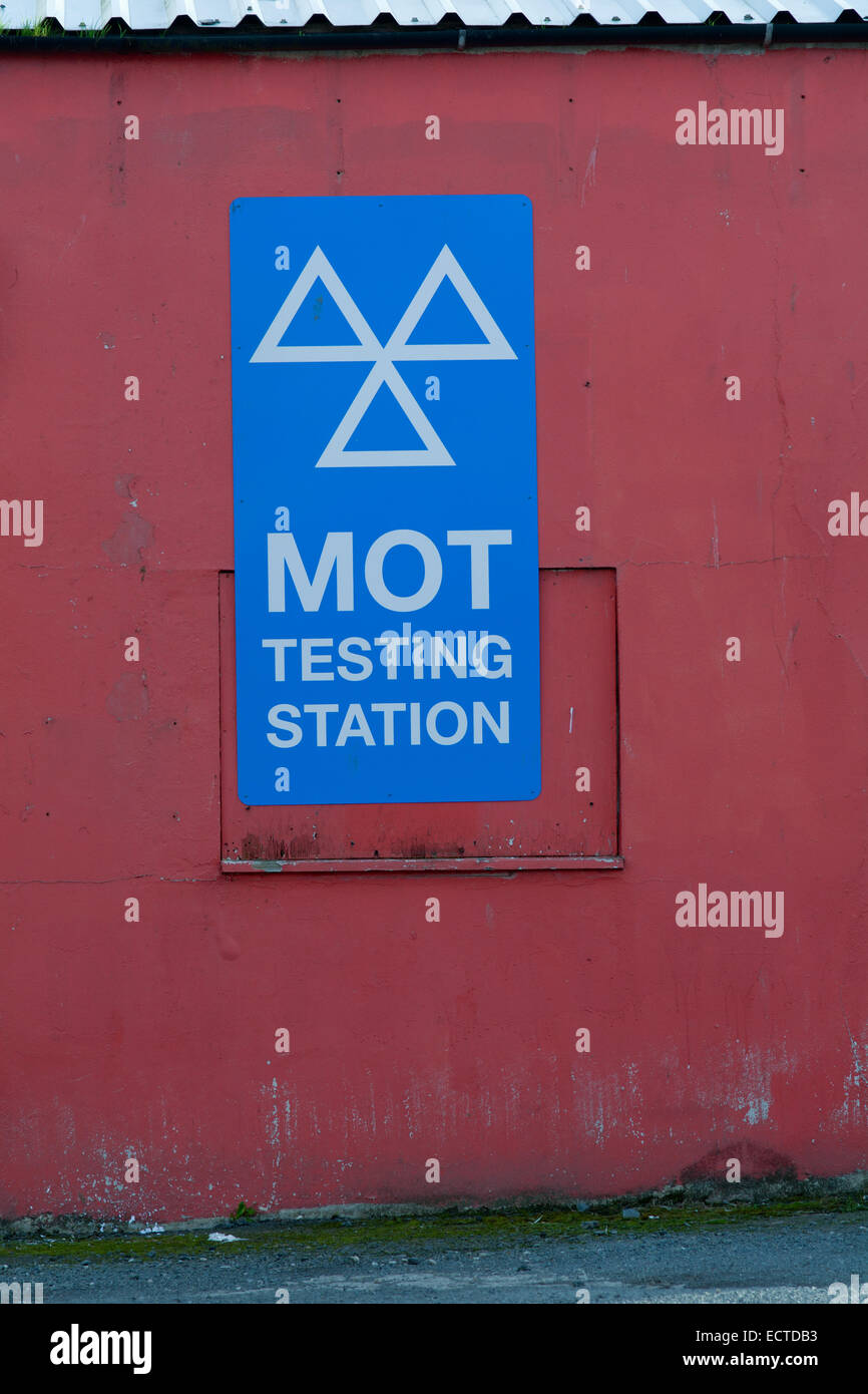 MOT Testing Station sign Stock Photo Alamy