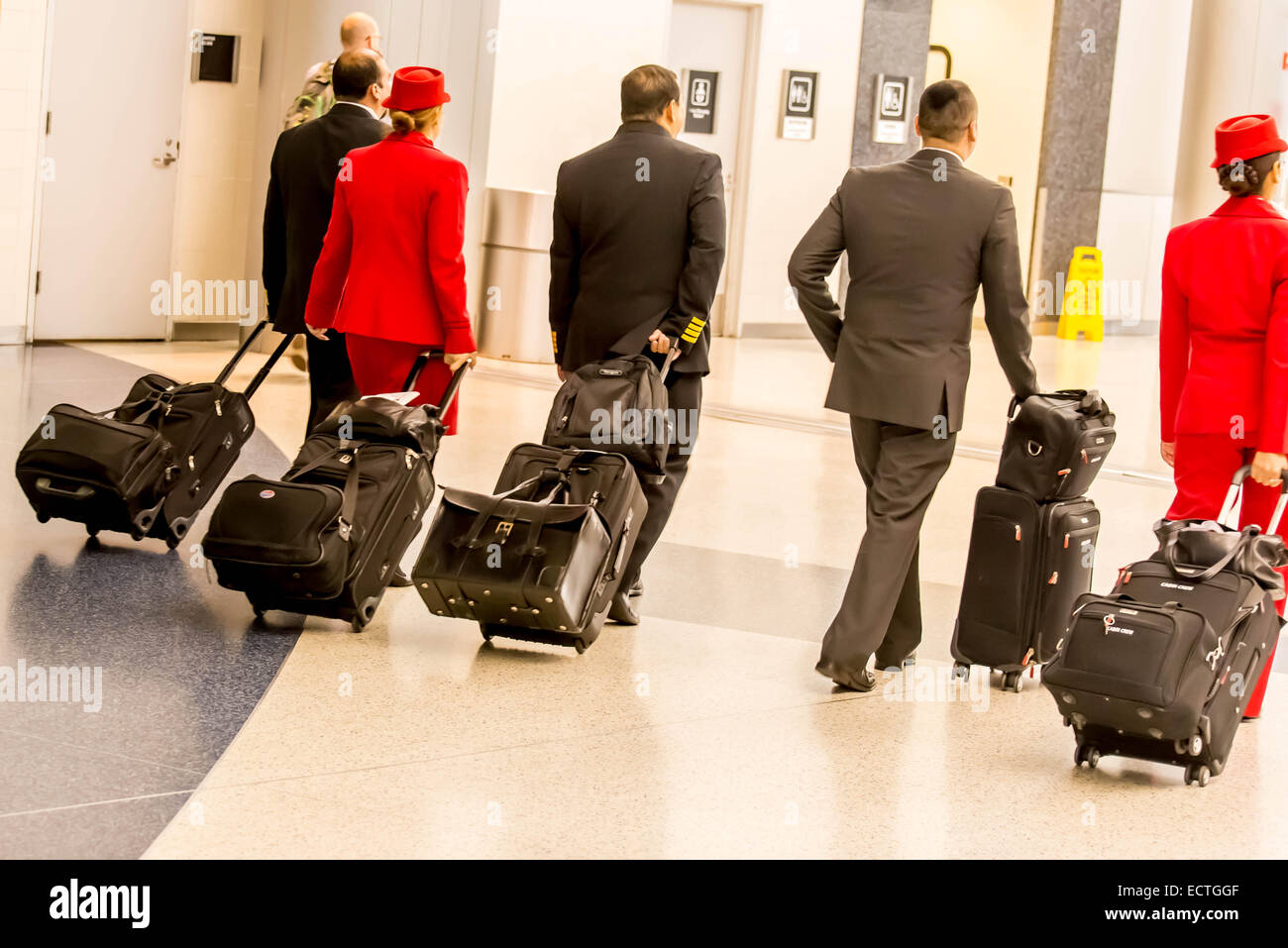 IAH, Houston Intercontinental Airport, Houston, TX, USA flight crew
