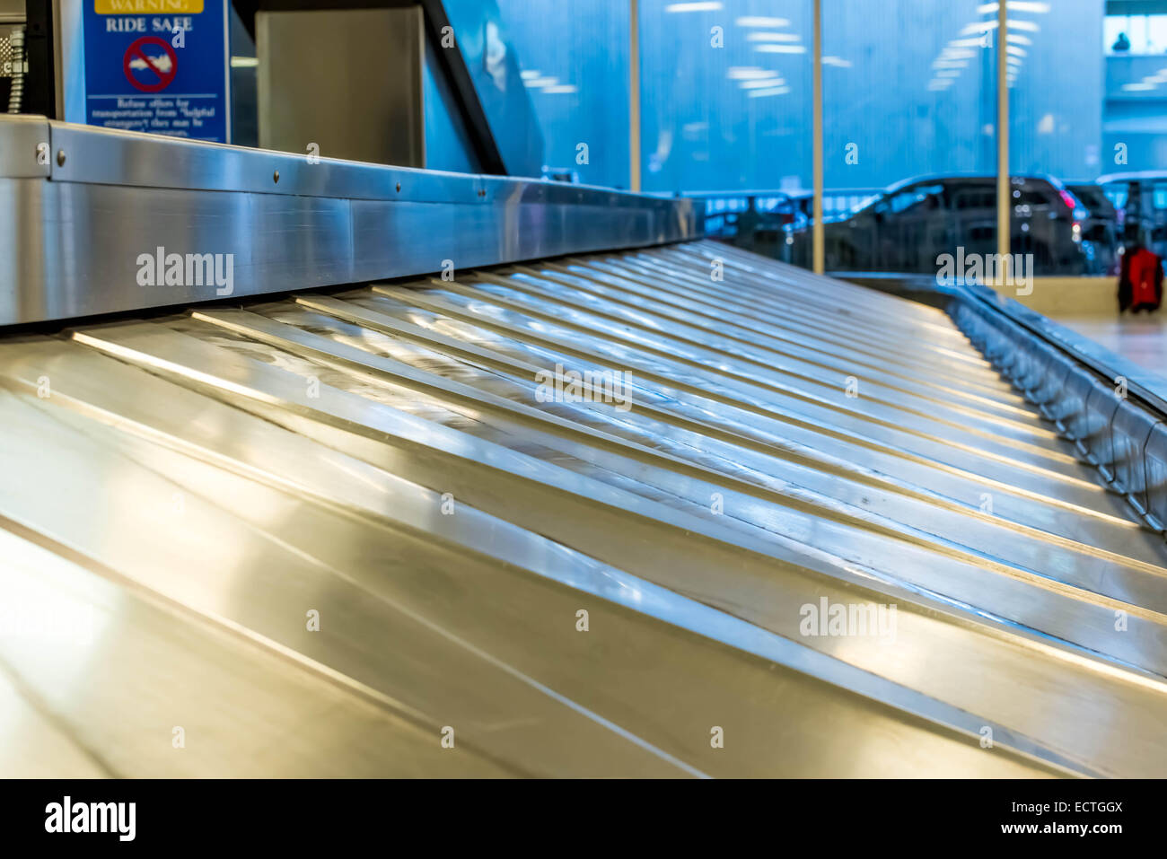 IAH, Houston Intercontinental Airport, Houston, TX, USA luggage