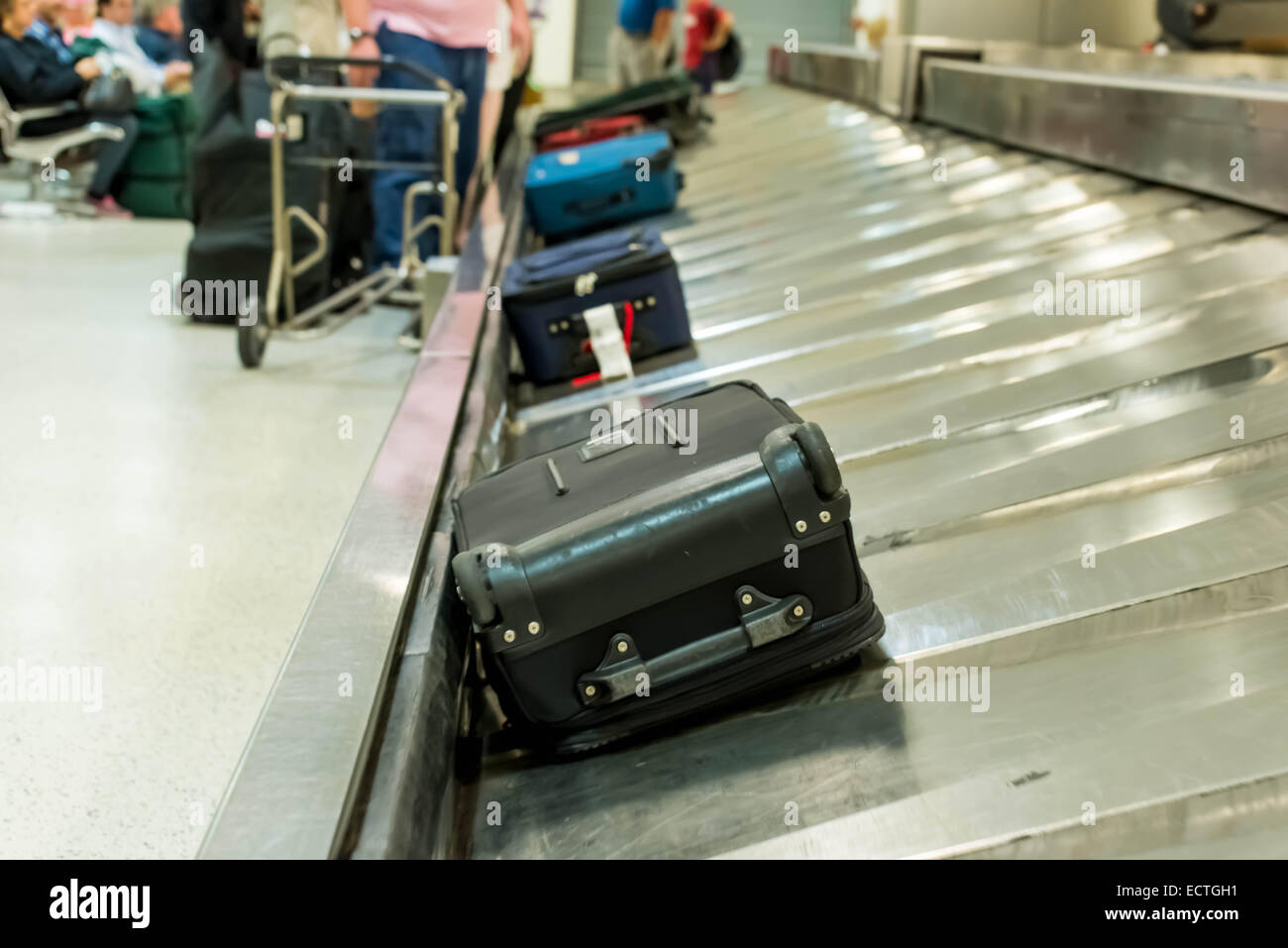 IAH, Houston Intercontinental Airport, Houston, TX, USA luggage