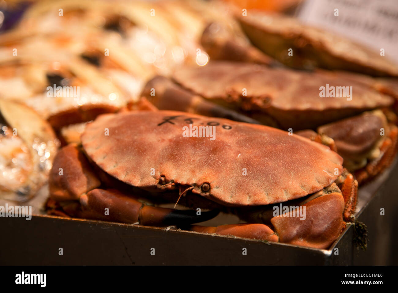 Food crab food display hires stock photography and images Alamy