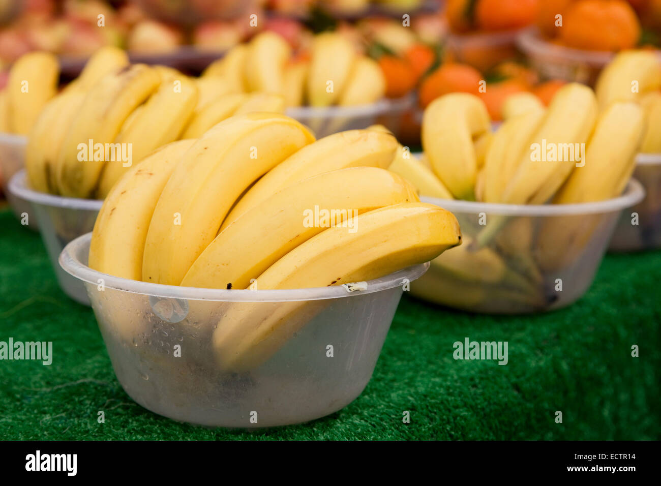 banana market Stock Photo Alamy